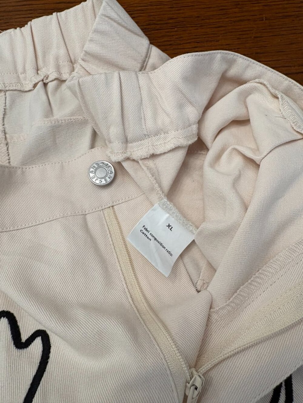 Unique cream denim cowboy style pants with black embroidery detail sz XL - Picture 5 of 8
